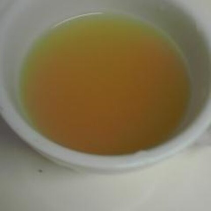 レモンの香りがとても良くて　暑くなったら冷茶に入れて飲みたいです。